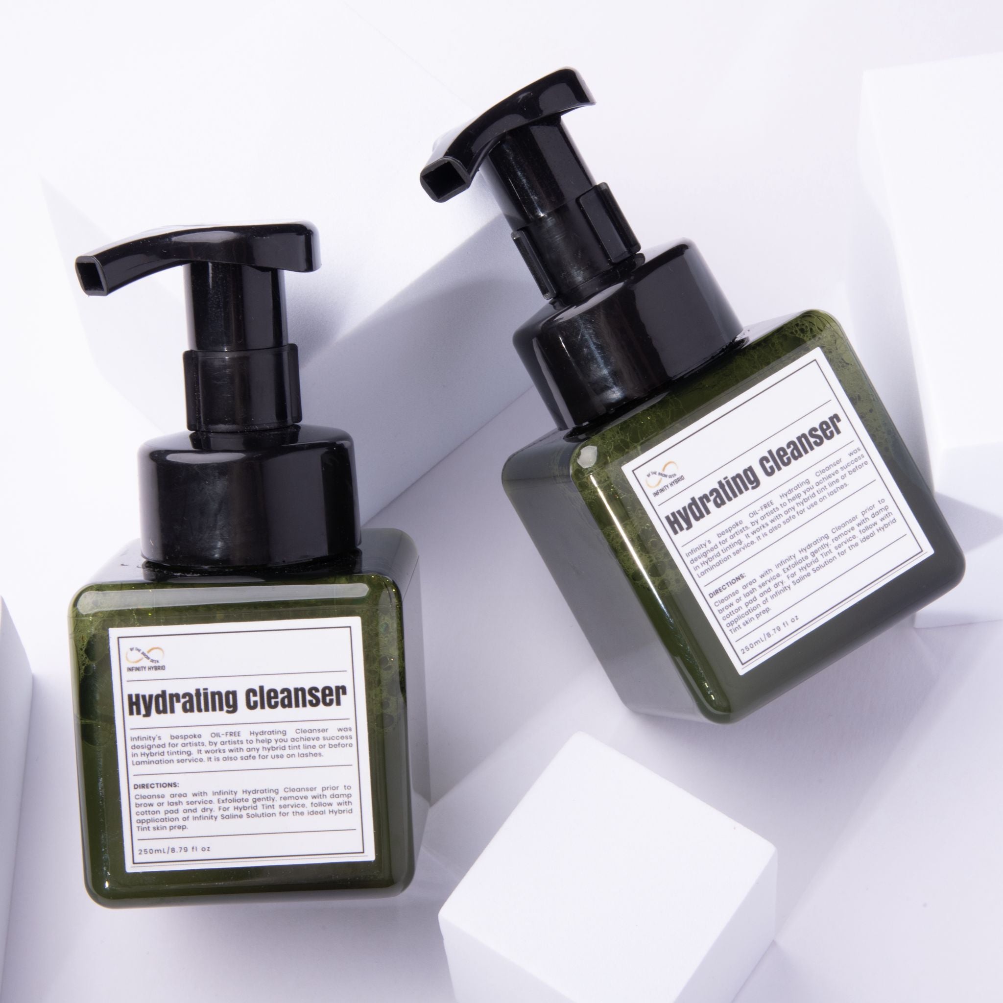Oil-Free Brow Cleanser & Lash Shampoo · Pro 250ml