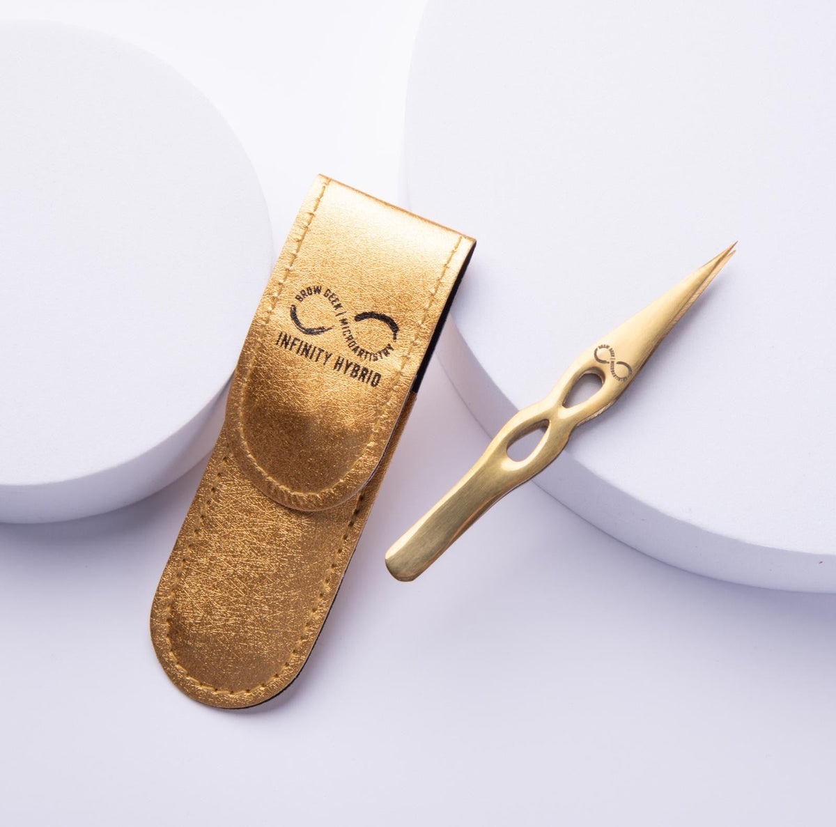 Infinity Tweezer Precision Point laid flat, the correct resting position for aligned tools