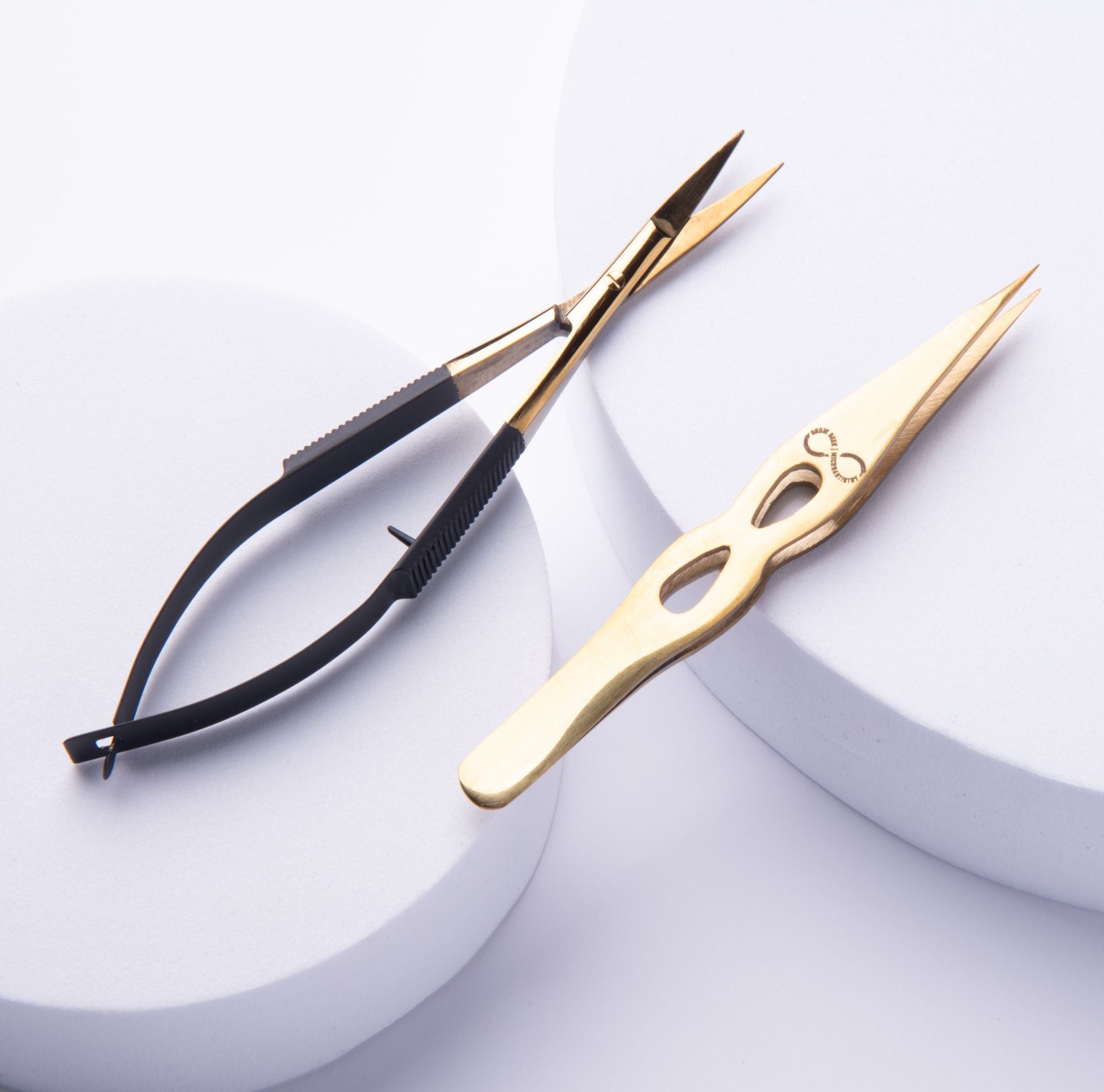 Infinity Spring Loaded Brow Scissors